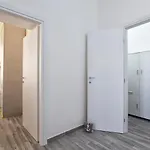 La Casa Nostra Al Centro