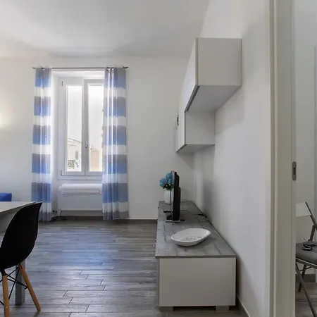 La Casa Nostra Al Centro * アルゲーロ