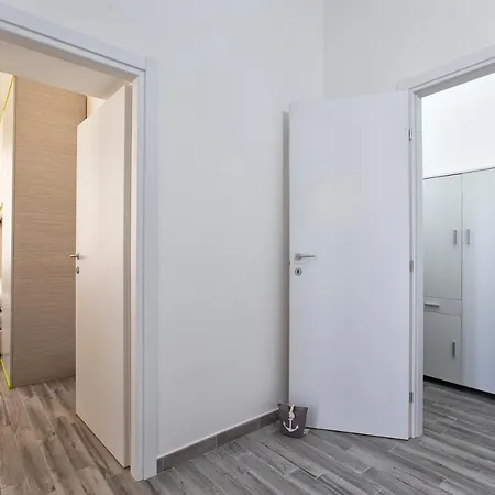 La Casa Nostra Al Centro