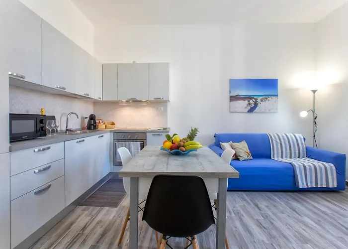 La Casa Nostra Al Centro Апартаменты *